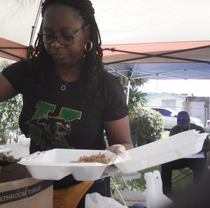 Meet your Posher, Everett